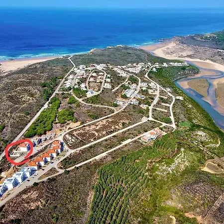 House - Casa De Ferias Monte Clerigo Алжезур